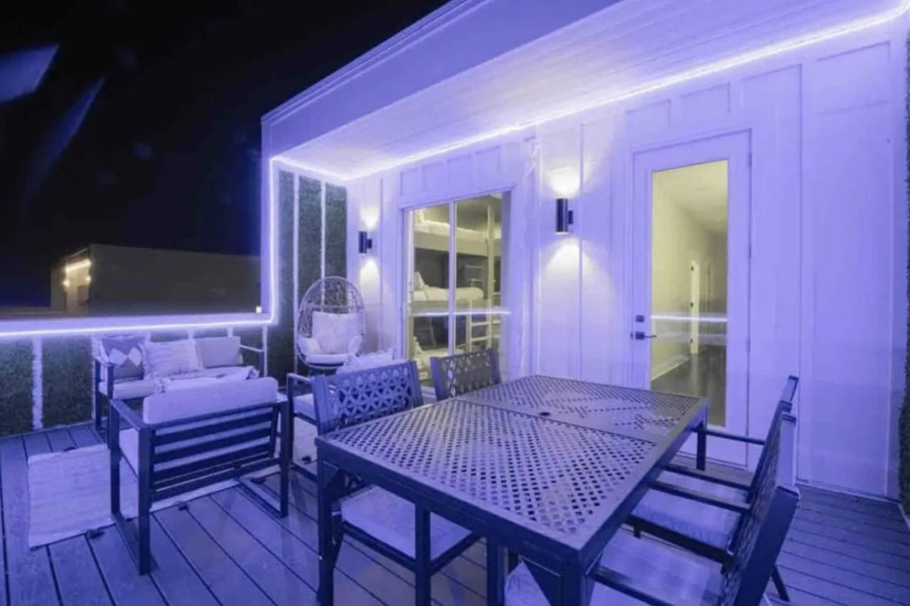 Luxury Four-Story Home, Rooftop Deck With Views, Pingpong! Sleeps 12! ناشفيل المظهر الخارجي الصورة